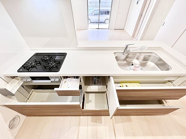 【スライド収納】使いやすさを優先したスライド式収納タイプ!