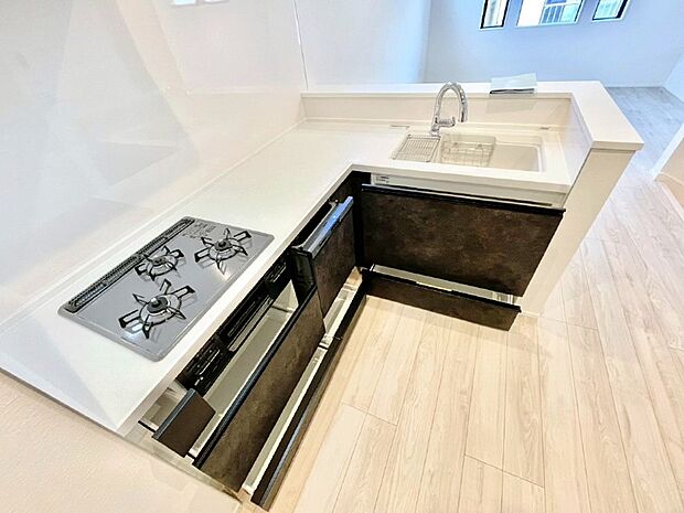 【スライド収納】使いやすさを優先したスライド式収納タイプ！