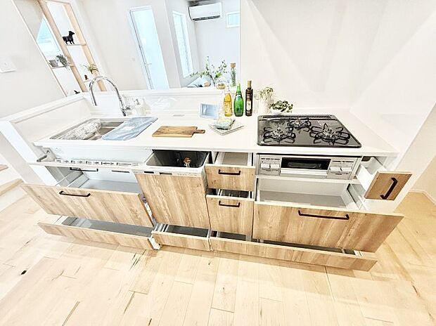 【スライド収納】使いやすさを優先したスライド式収納タイプ!