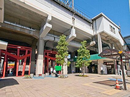 ＪＲ武蔵野線新松戸駅 1527m(20分)