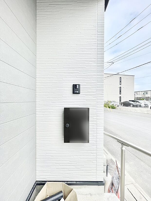 【その他現地】シンプルなデザインのポスト