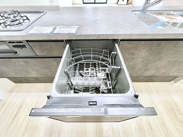 【食洗機】面倒なお片づけは食洗機にお任せ!家事の負担が減って、時間にも気持ちにもゆとりができます。