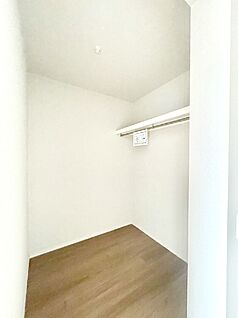 ウォークインクローゼット