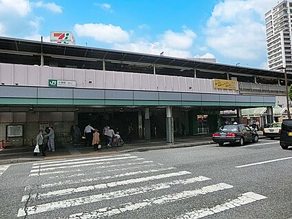 総武線小岩駅 1300m