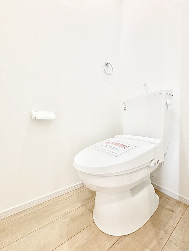 【トイレ】トイレは安心の２箇所！朝のバタバタも一安心です。 