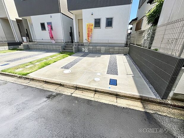 【駐車場】駐車2台可能!急なお客様の駐車に。また、ご家族の自転車スペースとしても大活躍。