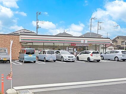 セブン-イレブン松伏ゆめみ野通り店 200m(3分)