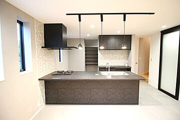 耐震等級２・快適設備と電動防火シャッターガレージで家族も愛車も守れる家 その他