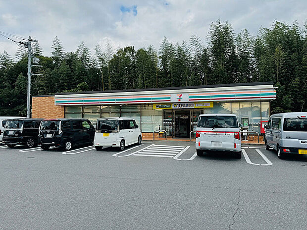 セブンイレブン牛久刈谷団地入口店