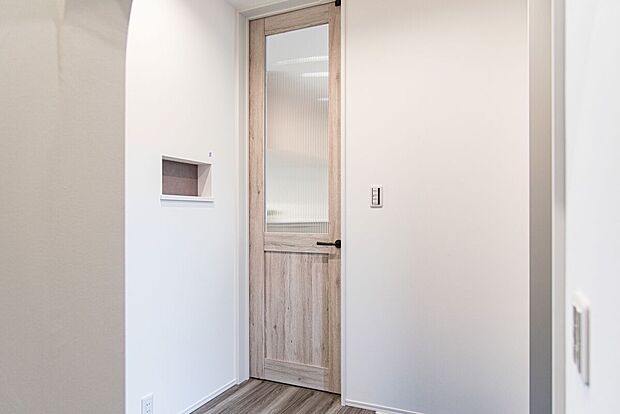 【【建具】】お部屋の印象を左右する建具にもこだわりをつめて♪