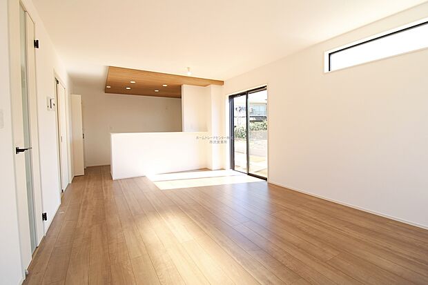 パントリー・ウォークインクローゼット・シューズインクローゼットなど豊富な収納を備えた住まい♪居住スペースを有効活用していただけます♪