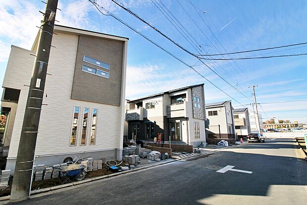 ひとたび扉を開けばそこに待っているのは上質な空間とマイホームでの新生活をイメージさせる優雅なひととき。「この家なら…」ではなく「ここに住みたい♪」と思う感動をお届けいたします。