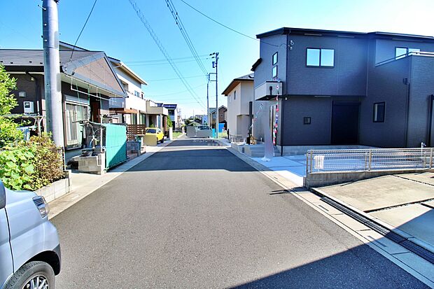 ひとたび扉を開けばそこに待っているのは上質な空間とマイホームでの新生活をイメージさせる優雅なひととき。「この家なら…」ではなく「ここに住みたい♪」と思う感動をお届けいたします。