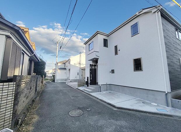 ひとたび扉を開けばそこに待っているのは上質な空間とマイホームでの新生活をイメージさせる優雅なひととき。「この家なら…」ではなく「ここに住みたい♪」と思う感動をお届けいたします。