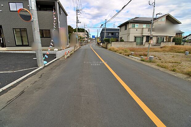 ひとたび扉を開けばそこに待っているのは上質な空間とマイホームでの新生活をイメージさせる優雅なひととき。「この家なら…」ではなく「ここに住みたい♪」と思う感動をお届けいたします。