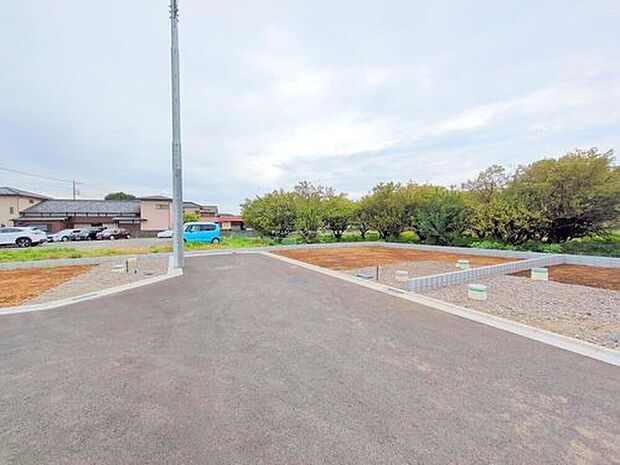 『4号棟』
ひとたび扉を開けばそこに待っているのは上質な空間とマイホームでの新生活をイメージさせる優雅なひととき。「この家なら…」ではなく「ここに住みたい♪」と思う感動をお届けいたします。