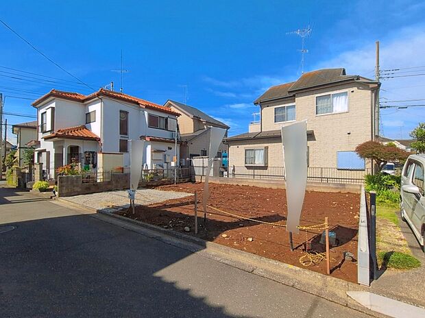 『１号棟』住宅性能評価で耐震等級３（最高等級）を取得！お客様を守る大切な住宅だからこそ、第三者の検査を受けて安心して住んでいただける住宅をご案内させて頂きます。