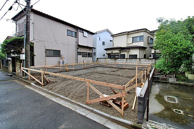 『1号棟』
住宅性能評価で耐震等級3(最高等級)を取得!お客様を守る大切な住宅だからこそ、第三者の検査を受けて安心して住んでいただける住宅をご案内させて頂きます。