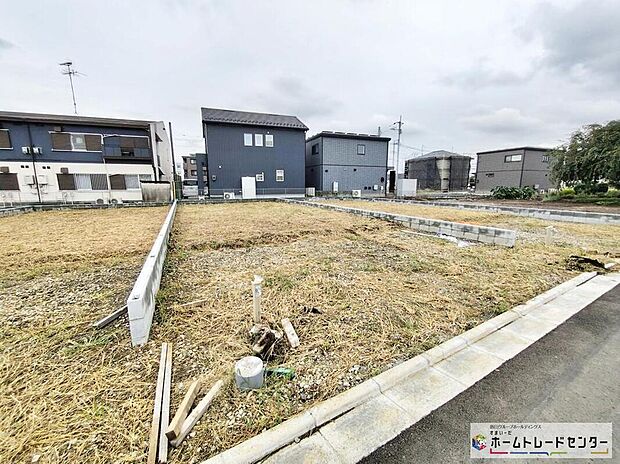 『２号棟』
住宅性能評価で耐震等級３（最高等級）を取得！お客様を守る大切な住宅だからこそ、第三者の検査を受けて安心して住んでいただける住宅をご案内させて頂きます。