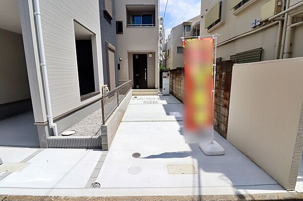 【現地外観写真】この機会に飯田グループの建物良さをぜひ見に来てください。