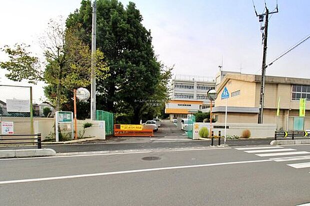 飯能市立双柳小学校（約630m）