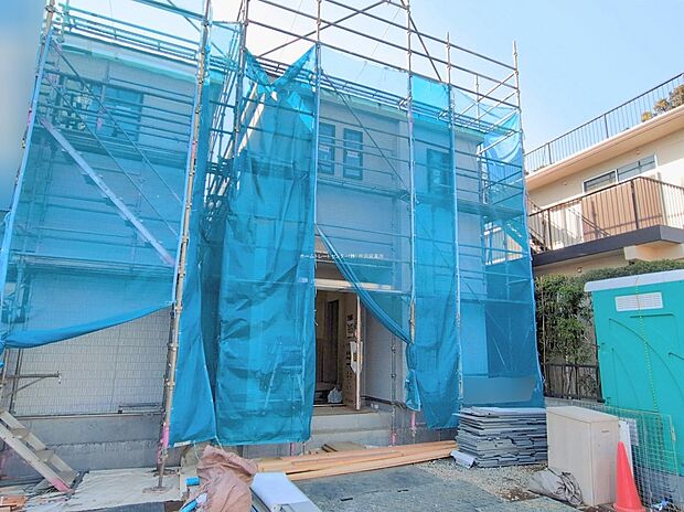 【現地外観写真】『A号棟』
住宅性能評価で耐震等級3(最高等級)を取得!お客様を守る大切な住宅だからこそ、第三者の検査を受けて安心して住んでいただける住宅をご案内させて頂きます。