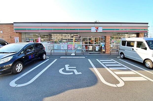 セブンイレブン所沢小手指町1丁目店（約532m）
