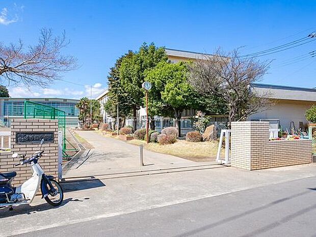 所沢市立小手指中学校（約2,400m）