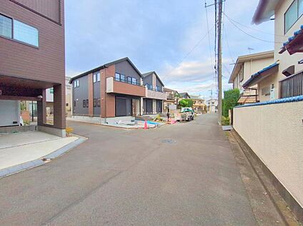 前面道路含む現地写真