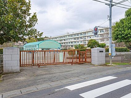 所沢市立山口小学校 784ｍ(徒歩10分)