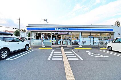 ローソン所沢中富店 216m (徒歩3分)