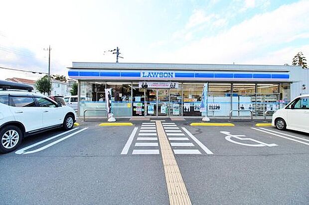 ローソン所沢中富店（約216m）