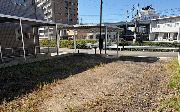 B区画　高低差の少ないお土地です（2024年11月撮影）