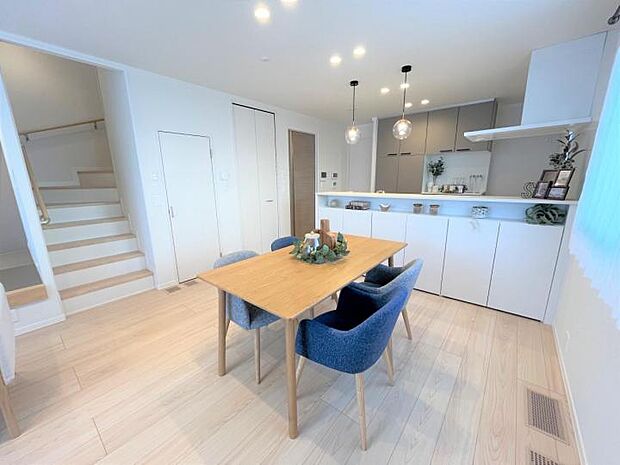 【LDK】落ち着いた雰囲気のＬＤＫ♪（2024年1月撮影）