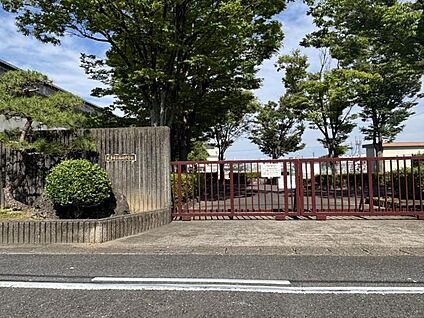 梅林中学校 1700m(22分)