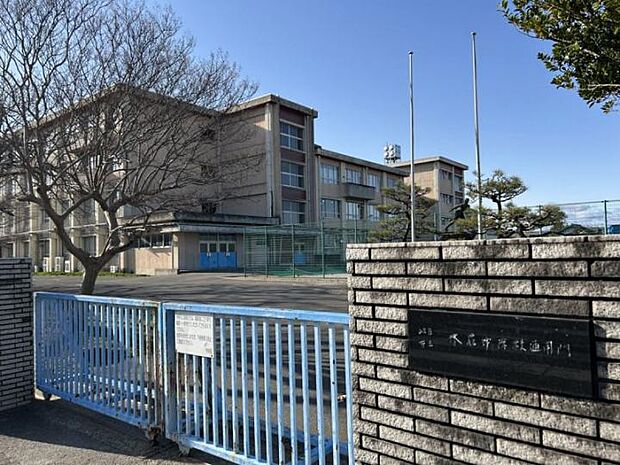 本荘中学校(約550m)