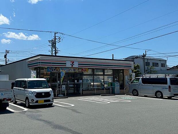セブンイレブン松阪大黒田町北店(約90m・徒歩2分)