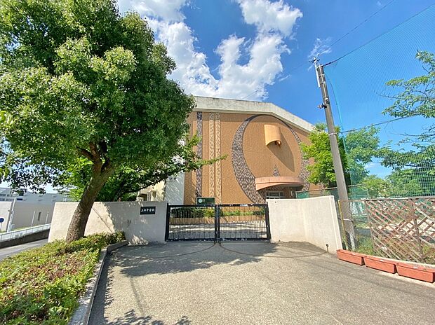 上社中学校