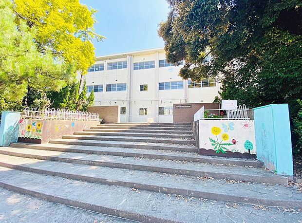 原山小学校