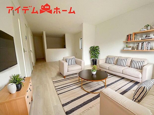 【リビング】本画像はCGで作成されており、実際に現地に家具は置かれておりません。