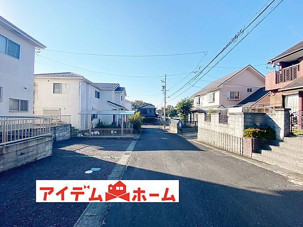 【前面道路】いつでも現地ご案内いたします♪
お気軽にお問合せください！
