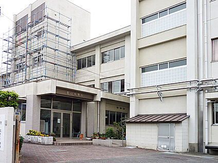 春日井市立豊山中学校 700ｍ