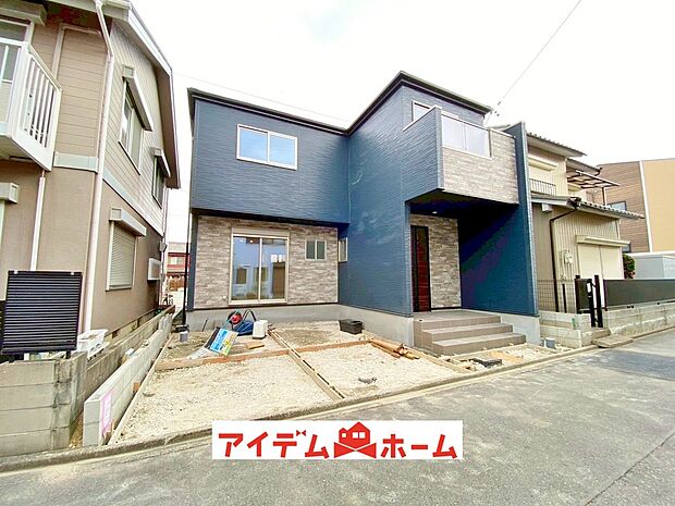 〇●1号棟外観●〇
平日のご案内も可能です!
アイデムホーム南店は緑区役所から徒歩2分!
水曜日も営業しております!