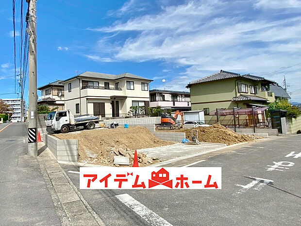 〇●全体(撮影2025年10月)●〇
モデル案内も承ります！　　　　　　
アイデムホーム南店は緑区役所から徒歩2分！
水曜日も営業しております！　　　　　　
