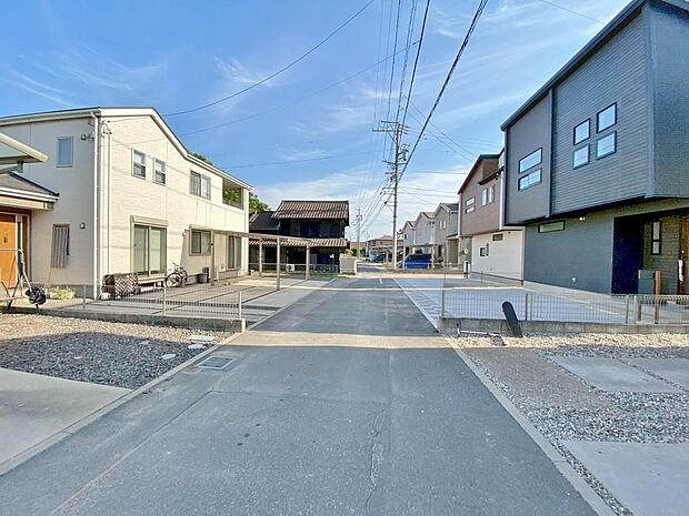 〇●前面道路(撮影2025年11月)●〇
堂々完成!即入居可!
アイデムホーム南店は緑区役所から徒歩2分!
水曜日も営業しております!
