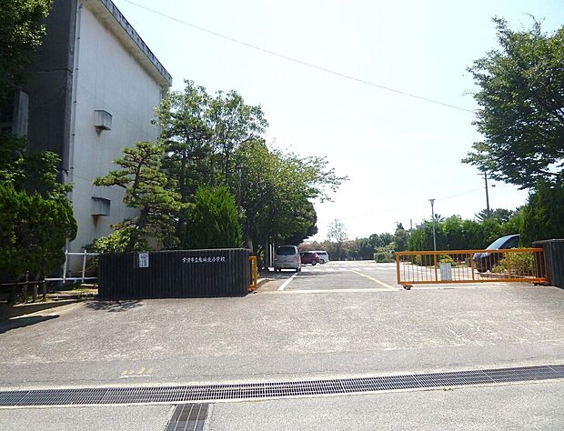 常滑市立 鬼崎北小学校(約800m)