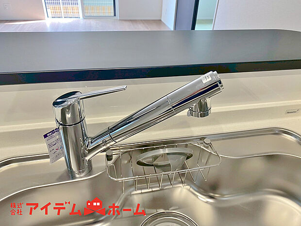 【浄水器】蛇口をひねるとすぐにきれいなお水が使える蛇口一体型浄水器を設置