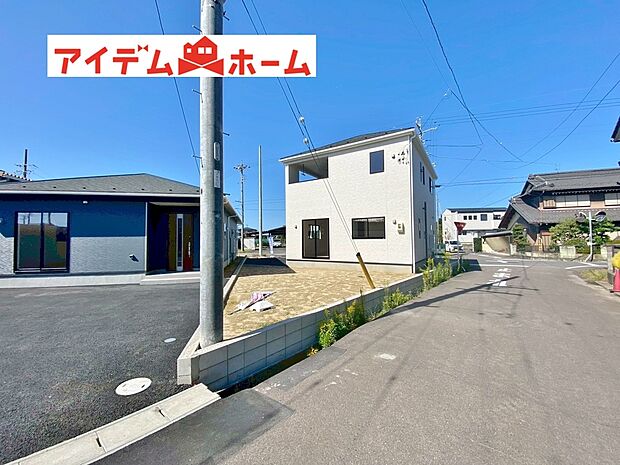 現地（2025年10月）撮影
平日・土日問わずご案内致します！お気軽にお問合わせ下さいませ。