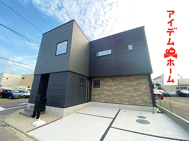 現地（2024年10月）撮影
休日、平日問わずお気軽にお問合せくださいませ。