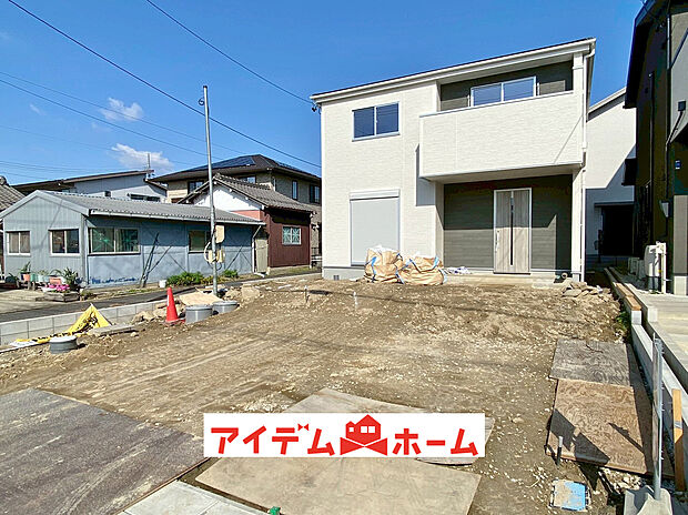 現地（2025年10月）撮影
休日、平日問わずお気軽にお問合せくださいませ。